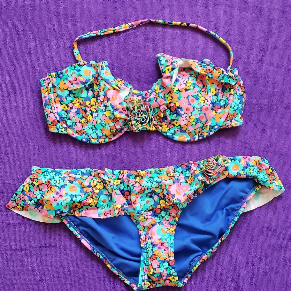 Floral bikini